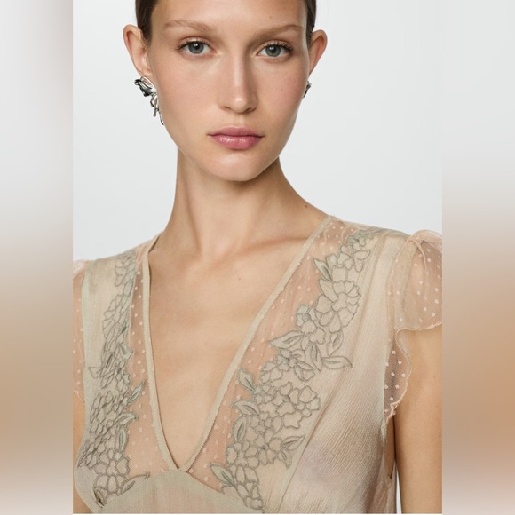 NWT MANGO asymmetrical blouse - Picture 4 of 7